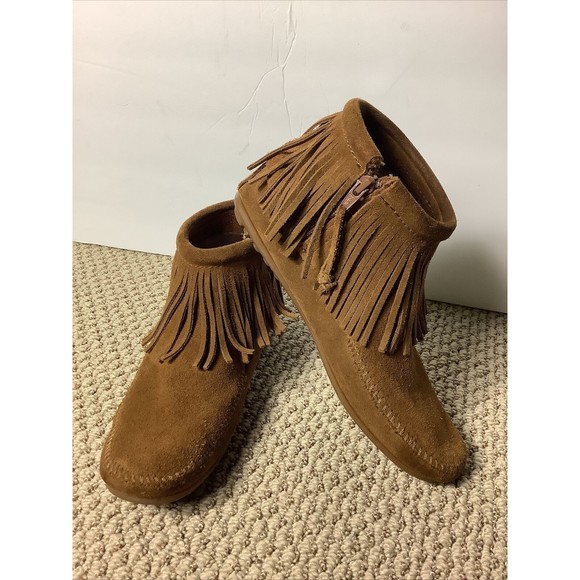 Minnetonka Fringe Ankle Boots - Picture 6 of 8